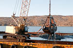 Mudring utenfor Sydvaranger kai <br> Dredging outside Sydvaranger quay